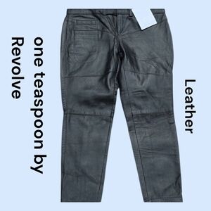 Revolve Black Leather Cropped Pants. Size Medium
